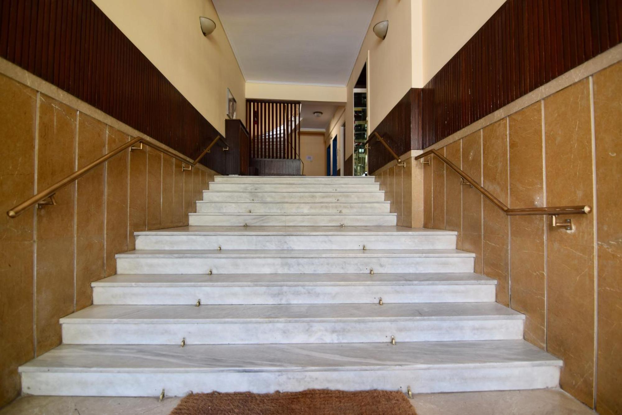 Acropolis Charming Apartment With Large Balcony - Dm17 Афины Экстерьер фото