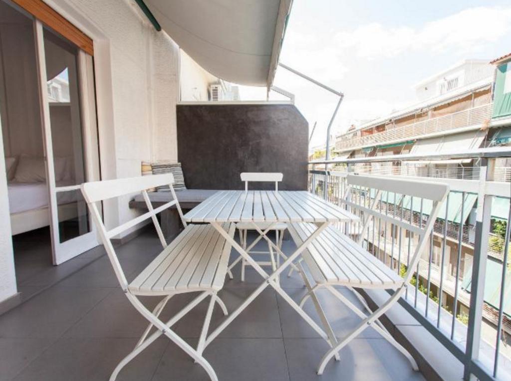 Acropolis Charming Apartment With Large Balcony - Dm17 Афины Экстерьер фото