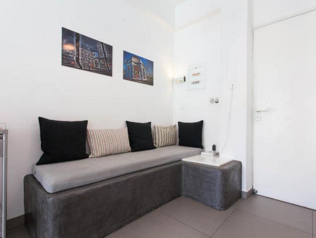 Acropolis Charming Apartment With Large Balcony - Dm17 Афины Экстерьер фото